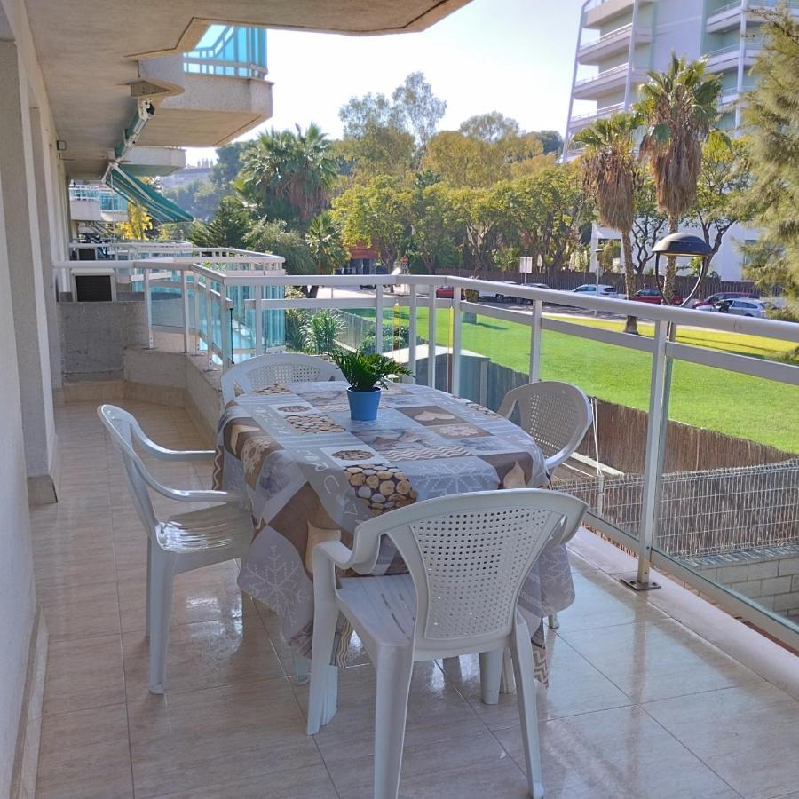 Apartamentos Ch3 Parking Incluido 萨洛 外观 照片