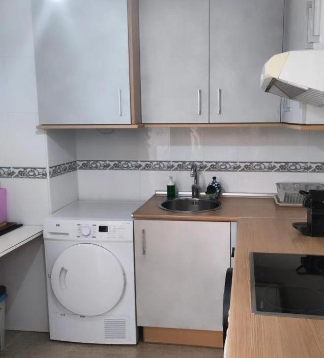 Apartamentos Ch3 Parking Incluido 萨洛 外观 照片